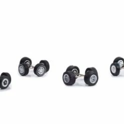Auto Body Shop - GMC Trucks Rubber Tires Set - Greenlight 16110A - 1/64 Scale Diecast Accessory