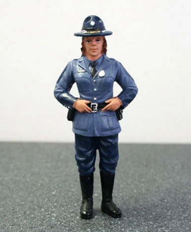 State Trooper Sharon Figure, Blue - American Diorama Figurine 16162 - 1/24 Scale 3 State Trooper Sharon Figure, Blue - American Diorama Figurine 16162 - 1/24 Scale
