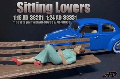 Sitting Lovers Figure II, Green - American Diorama 38231 - 1/18 Scale Figurine - Diorama Accessory 3 Sitting Lovers Figure II, Green - American Diorama 38231 - 1/18 Scale Figurine - Diorama Accessory