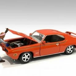 Retro Female Mechanic II, Blue - American Diorama 38245 - 1/18 Scale Figurine - Diorama Accessory