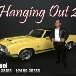 Manuel Figure, Black With White - American Diorama 38283 - 1/24 Scale Figurine - Diorama Accessory