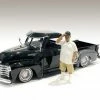 Lowriderz Figure II, Beige/Tan & White - American Diorama 76274 - 1/18 Figurine - Diorama Accessory -ModelToyCars Shop 76274 AD Lowriderz Figure II 118 1 99101.1624464577.386.513