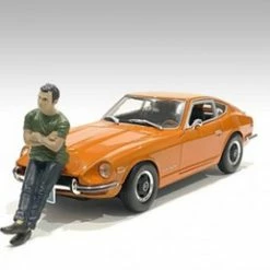Car Meet 2 Figure II, Green W/Navy Blue - American Diorama 76290, 1/18 Figurine - Diorama Accessory