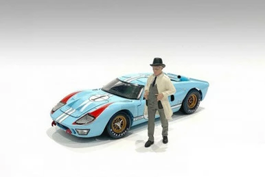 Race Day 2 Figure II - American Diorama 76296 - 1/18 Figurine - Diorama Accessory 3 Race Day 2 Figure II - American Diorama 76296 - 1/18 Figurine - Diorama Accessory