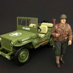 WWII US ARMY Soldier #1, American Diorama 77410 - 1/18 Scale Hand Painted Figure