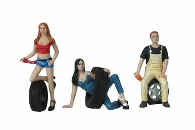 Motorhead Miniatures Tire Brigade Andie, Val, And Derek 3 Pc Figurine Set- 776 - 1/24 Scale Figurine - Diorama Accessory 3 Motorhead Miniatures Tire Brigade Andie, Val, And Derek 3 Pc Figurine Set- 776 - 1/24 Scale Figurine - Diorama Accessory