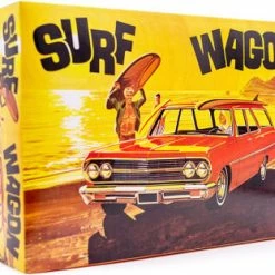 AMT 1965 Chevy Chevelle "Surf Wagon", 1/25 Scale Plastic Model Car Kit - AMT1131